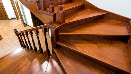 Про материалы для деревянных лестниц — компания Быстровлес